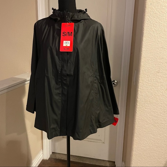 32 degrees rain poncho - Picture 8 of 9